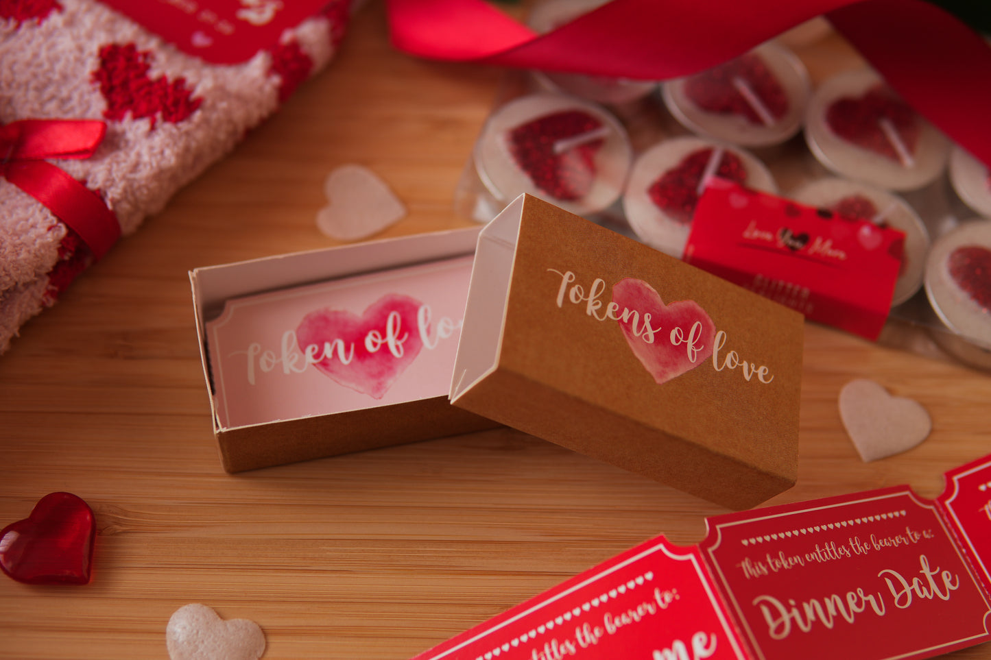 Spectacular Couples Hamper