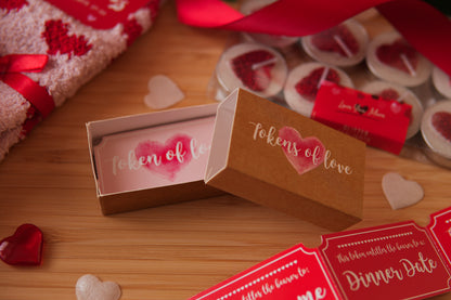 Spectacular Couples Hamper