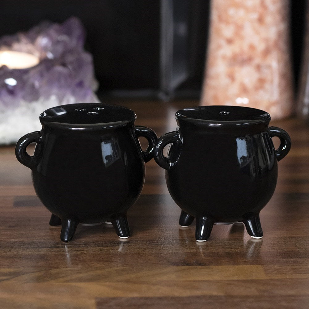 Cauldron Cruet Set for Salt and Pepper