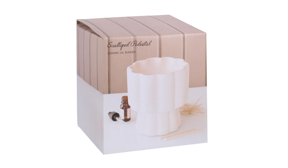 Scalloped Pedestal Oil Burner